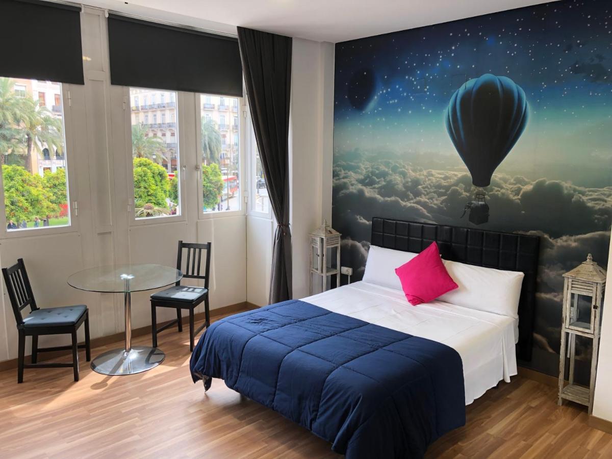 Flats Friends Plaza De La Reina Ξενοδοχείο Βαλένθια Δωμάτιο φωτογραφία